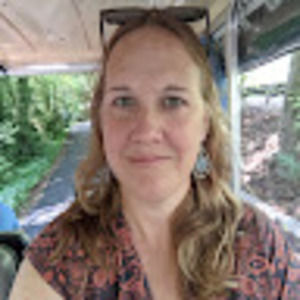 Meet your Posher, Dana